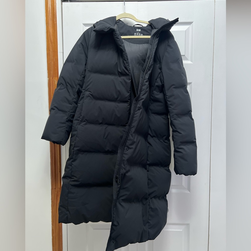 Uniqlo seamless down jacket